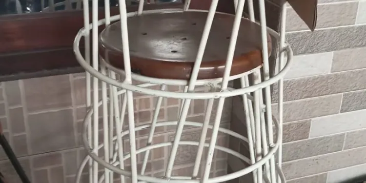 kursi cafe T.70 cm