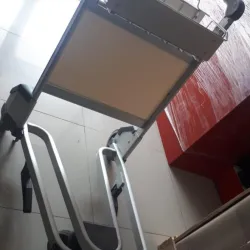 Trolley untuk bandara